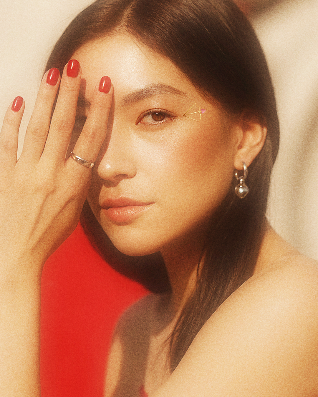 Cupid's Bow Eye Wings