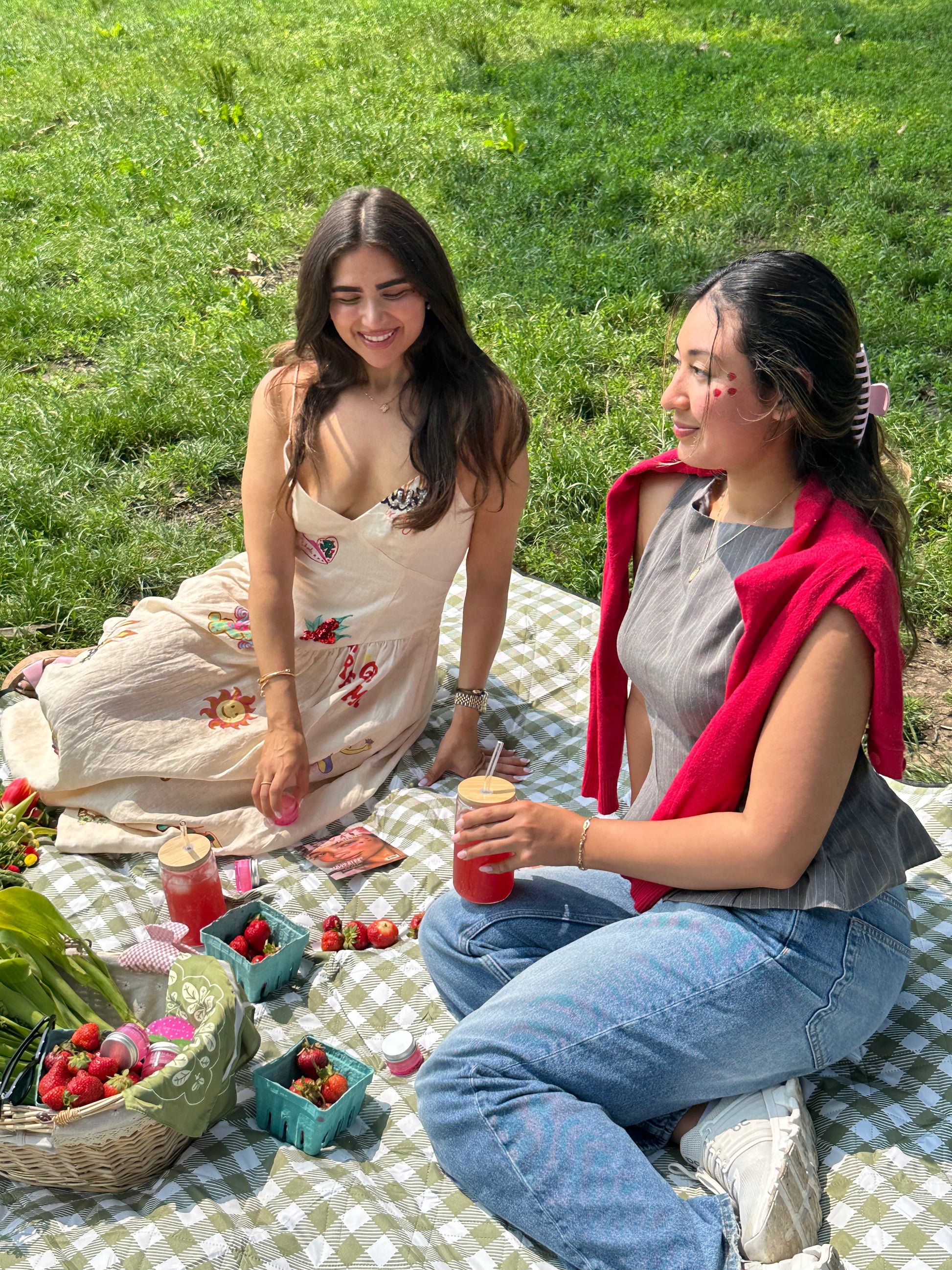 FarmacyxFazit_BlushingStrawberryKit
